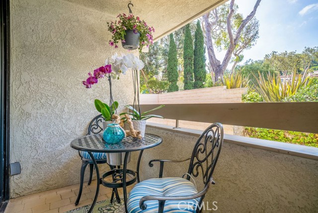 2545 Via Campesina, Palos Verdes Estates, California 90274, 2 Bedrooms Bedrooms, ,2 BathroomsBathrooms,Residential,Sold,Via Campesina,SB19209766