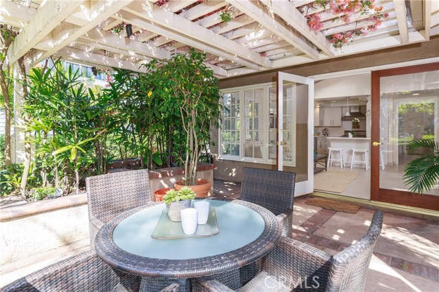 11 Evergreen Lane, Manhattan Beach, California 90266, 3 Bedrooms Bedrooms, ,2 BathroomsBathrooms,Residential,Sold,Evergreen,SB19068219