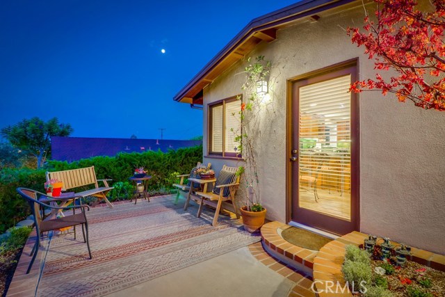 2122 Noble View Drive, Rancho Palos Verdes, California 90275, 3 Bedrooms Bedrooms, ,2 BathroomsBathrooms,Residential,Sold,Noble View,SB17154220