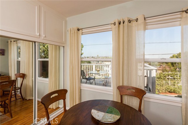 613 19th Street, Manhattan Beach, California 90266, 3 Bedrooms Bedrooms, ,2 BathroomsBathrooms,Residential,Sold,19th,SB19216606