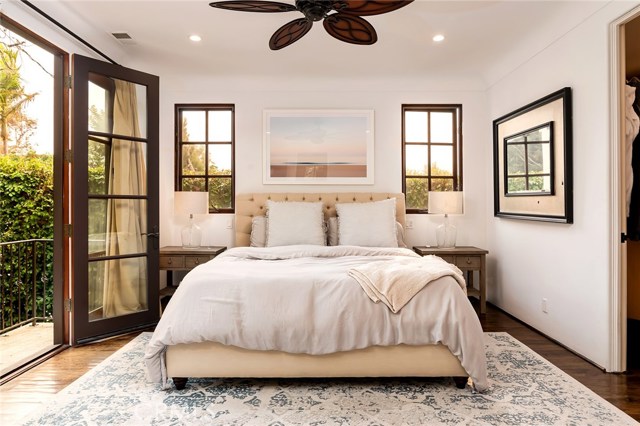 708 Marine Avenue, Manhattan Beach, California 90266, 4 Bedrooms Bedrooms, ,4 BathroomsBathrooms,Residential,Sold,Marine,SB20193991