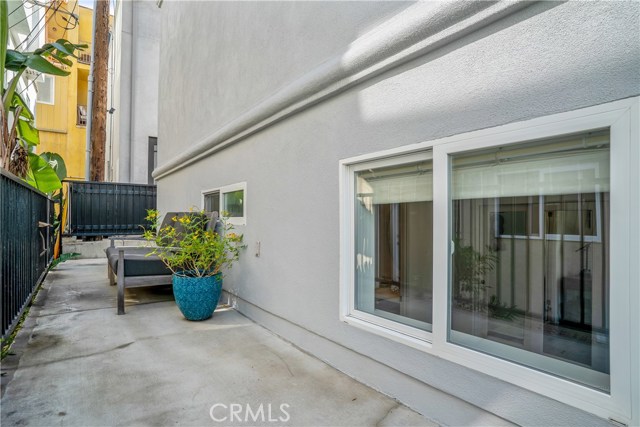 213 Seaview Street, Manhattan Beach, California 90266, 4 Bedrooms Bedrooms, ,3 BathroomsBathrooms,Residential,Sold,Seaview,SB19227675