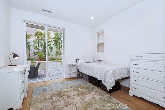 2606 Voorhees Avenue, Redondo Beach, California 90278, 3 Bedrooms Bedrooms, ,2 BathroomsBathrooms,Residential,Sold,Voorhees,SB19114138