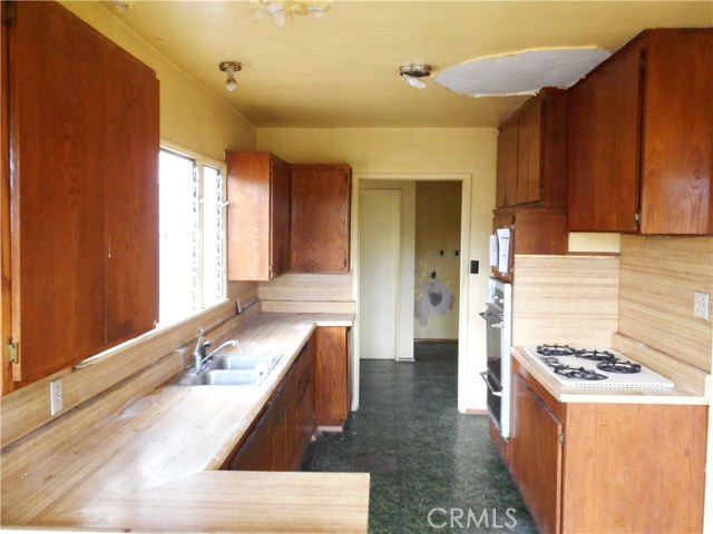 3 Bed Home for Sale in Compton, California