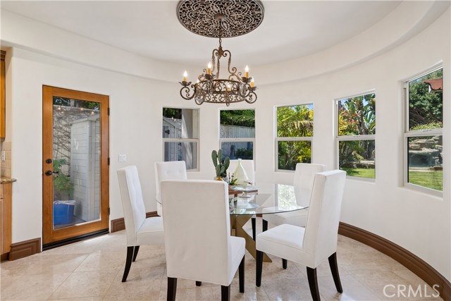 712 Sapphire Street, Redondo Beach, California 90277, 5 Bedrooms Bedrooms, ,3 BathroomsBathrooms,Residential,Sold,Sapphire,SB21110683