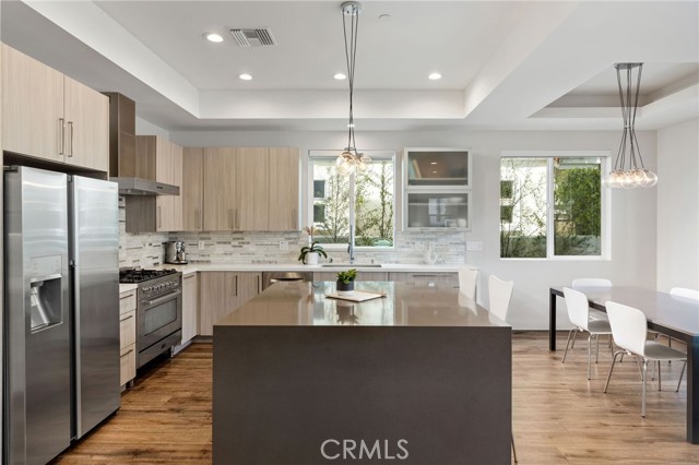 2013 Voorhees Avenue, Redondo Beach, California 90278, 4 Bedrooms Bedrooms, ,3 BathroomsBathrooms,Residential,Sold,Voorhees,SB21088037