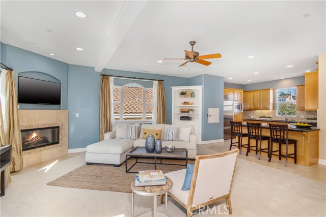 708 Lucia Avenue, Redondo Beach, California 90277, 4 Bedrooms Bedrooms, ,2 BathroomsBathrooms,Residential,Sold,Lucia,SB20227014