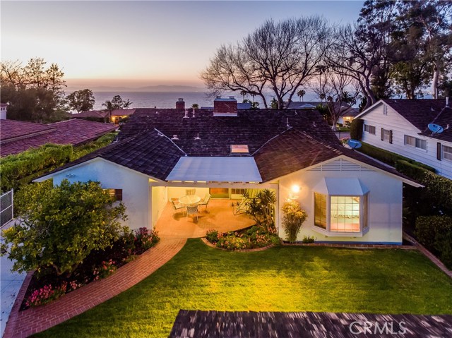 1516 Chelsea Road, Palos Verdes Estates, California 90274, 3 Bedrooms Bedrooms, ,2 BathroomsBathrooms,Residential,Sold,Chelsea,PV18124949