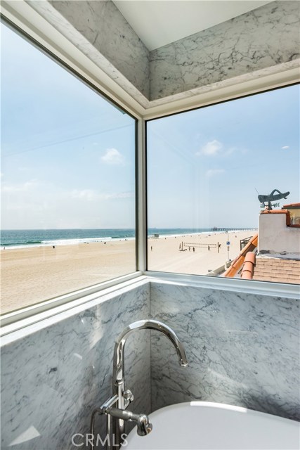 3330 The Strand, Hermosa Beach, California 90254, 5 Bedrooms Bedrooms, ,5 BathroomsBathrooms,Residential,Sold,The Strand,SB18221247