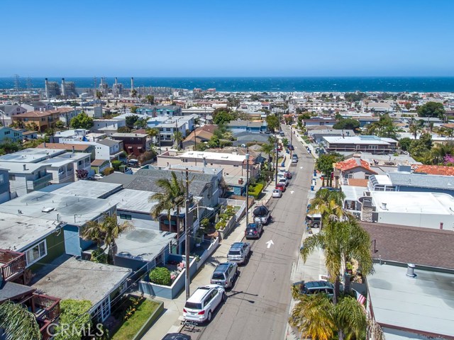 1136 2nd Street, Hermosa Beach, California 90254, 4 Bedrooms Bedrooms, ,3 BathroomsBathrooms,Residential,Sold,2nd,SB19115231