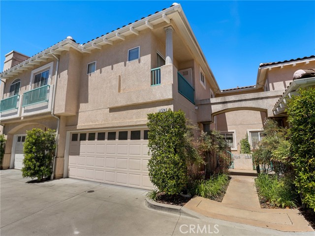 Detail Gallery Image 1 of 1 For 11524 Treeview Ct, Moorpark,  CA 93021 - 2 Beds | 2/1 Baths