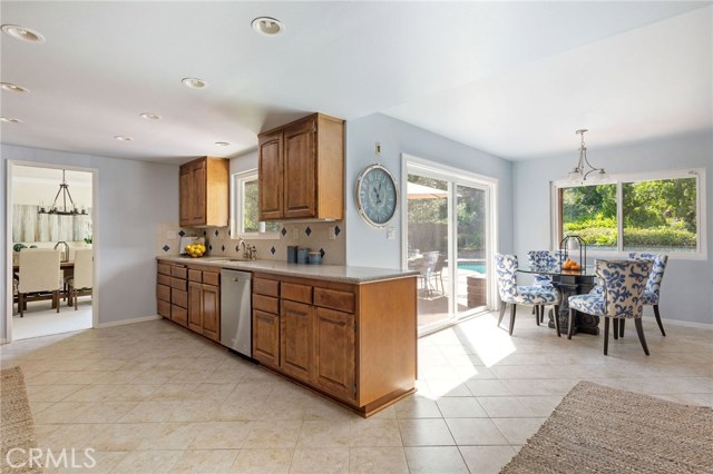 12 Latigo Lane, Rolling Hills Estates, California 90274, 4 Bedrooms Bedrooms, ,3 BathroomsBathrooms,Residential,Sold,Latigo,SB20204077