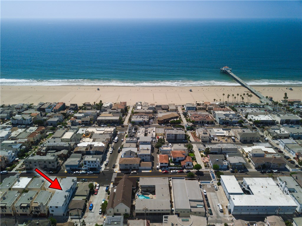 814 Highland Avenue, Manhattan Beach, California 90266, 4 Bedrooms Bedrooms, ,3 BathroomsBathrooms,Residential,Sold,Highland,SB18221288