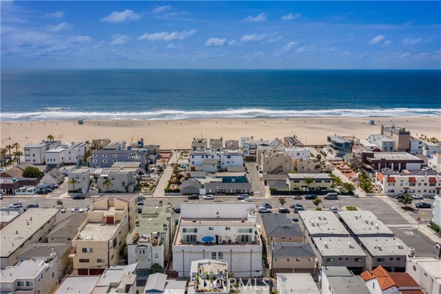 320 Hermosa Avenue, Hermosa Beach, California 90254, 1 Bedroom Bedrooms, ,1 BathroomBathrooms,Residential,Sold,Hermosa,SB21065993