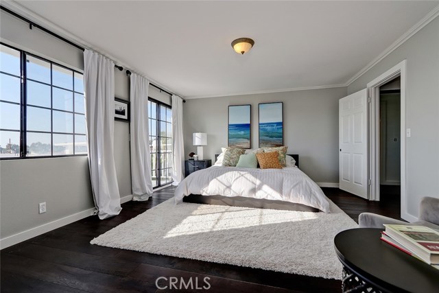 111 Lucia Avenue, Redondo Beach, California 90277, 3 Bedrooms Bedrooms, ,2 BathroomsBathrooms,Residential,Sold,Lucia,SB18257777