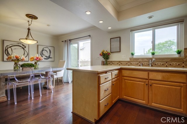 108 Irena Avenue, Redondo Beach, California 90277, 2 Bedrooms Bedrooms, ,1 BathroomBathrooms,Residential,Sold,Irena,SB18121542