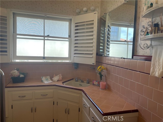 509 Yarmouth Road, Palos Verdes Estates, California 90274, 4 Bedrooms Bedrooms, ,2 BathroomsBathrooms,Residential,Sold,Yarmouth,SB21135936