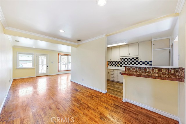 2408 Robinson Street, Redondo Beach, California 90278, 3 Bedrooms Bedrooms, ,2 BathroomsBathrooms,Residential,Sold,Robinson,PV21108449