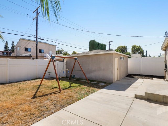 3 Bed Home for Sale in Encino, California