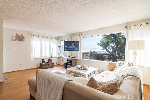 909 17th Street, Hermosa Beach, California 90254, ,Residential Income,Sold,17th,SB18014958