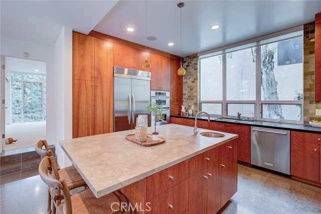 2400 Palm Avenue, Manhattan Beach, California 90266, 4 Bedrooms Bedrooms, ,4 BathroomsBathrooms,Residential,Sold,Palm,SB20055026