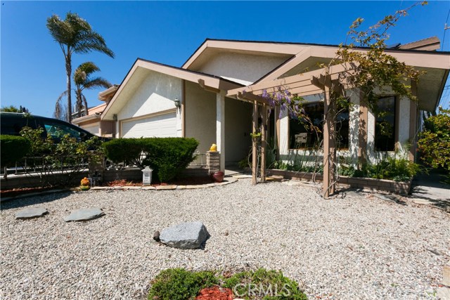 2231 Graham Ave, Redondo Beach, California 90278, 4 Bedrooms Bedrooms, ,3 BathroomsBathrooms,Residential,Sold,Graham Ave,OC17017084