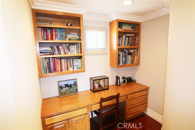 1701 Meadows Avenue, Manhattan Beach, California 90266, 5 Bedrooms Bedrooms, ,3 BathroomsBathrooms,Residential,Sold,Meadows,SB18088977