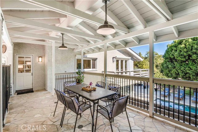 34 Empty Saddle Lane, Rolling Hills Estates, California 90274, 4 Bedrooms Bedrooms, ,2 BathroomsBathrooms,Residential,Sold,Empty Saddle,PV20151893