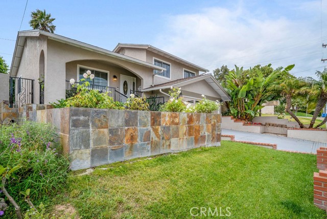 1902 Spreckels Lane, Redondo Beach, California 90278, 3 Bedrooms Bedrooms, ,2 BathroomsBathrooms,Residential,Sold,Spreckels,SB19180441