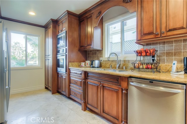 625 Paulina Avenue, Redondo Beach, California 90277, 3 Bedrooms Bedrooms, ,3 BathroomsBathrooms,Residential,Sold,Paulina,SB18013328