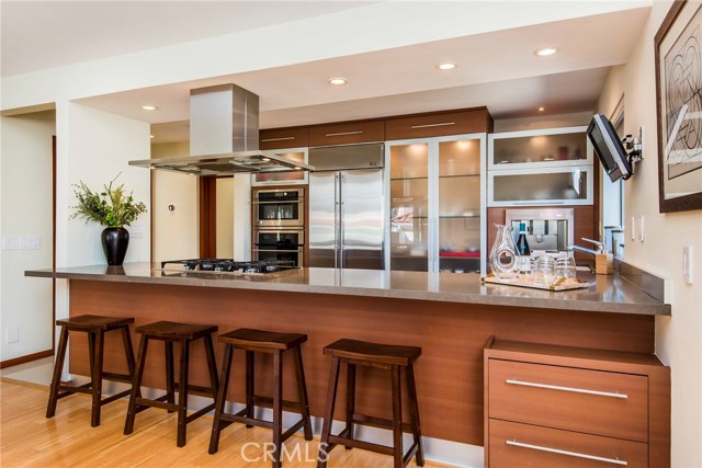 708 Garnet Street, Redondo Beach, California 90277, 3 Bedrooms Bedrooms, ,3 BathroomsBathrooms,Residential,Sold,Garnet,SB18229298