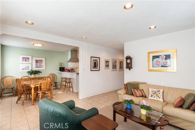2 Bed Home for Sale in El Segundo, California