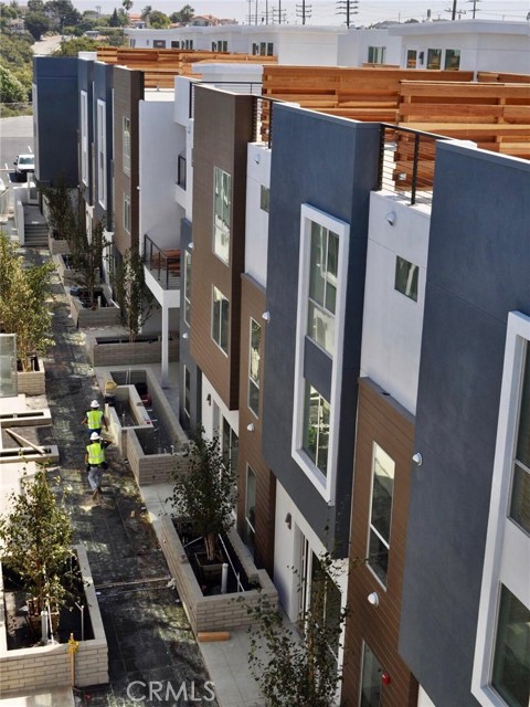 1920 Pacific Coast Highway, Redondo Beach, California 90277, 3 Bedrooms Bedrooms, ,3 BathroomsBathrooms,Residential,Sold,Pacific Coast Highway,OC20082451