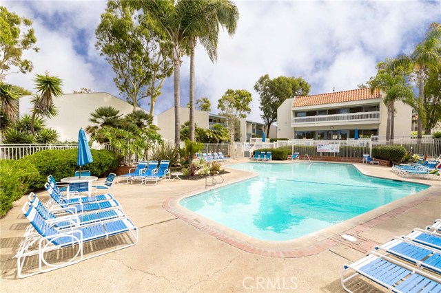 802 Camino Real, Redondo Beach, California 90277, 1 Bedroom Bedrooms, ,1 BathroomBathrooms,Residential,Sold,Camino Real,SB17213680