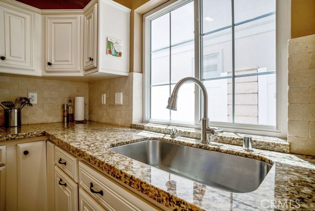 2703 Huntington Lane, Redondo Beach, California 90278, 4 Bedrooms Bedrooms, ,2 BathroomsBathrooms,Residential,Sold,Huntington,SB19175954