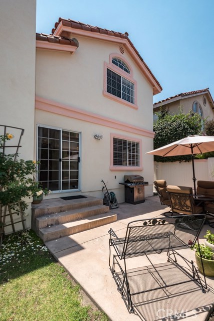 2303 Nelson Avenue, Redondo Beach, California 90278, 3 Bedrooms Bedrooms, ,2 BathroomsBathrooms,Residential,Sold,Nelson,PV17152691