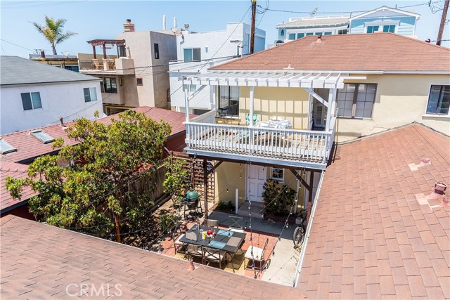 3205 Highland Avenue, Hermosa Beach, California 90254, ,Residential Income,Sold,Highland,SB18114648