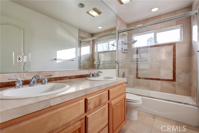 2411 Marshallfield Lane, Redondo Beach, California 90278, 4 Bedrooms Bedrooms, ,2 BathroomsBathrooms,Residential,Sold,Marshallfield,SB20002740