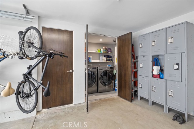 319 34th Place, Manhattan Beach, California 90266, 3 Bedrooms Bedrooms, ,3 BathroomsBathrooms,Residential,Sold,34th,PV21029643