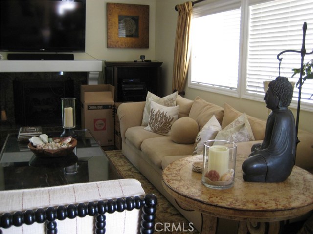 2207 Voorhees Avenue, Redondo Beach, California 90278, 4 Bedrooms Bedrooms, ,2 BathroomsBathrooms,Residential,Sold,Voorhees,SB17062851