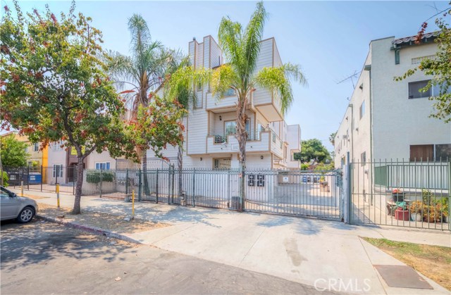 Photo of 129 S Westmoreland Avenue #102, Los Angeles, CA 90004