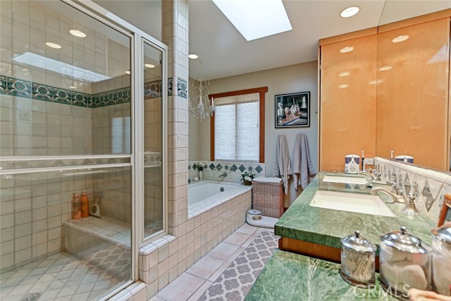 539 4th Street, Manhattan Beach, California 90266, 4 Bedrooms Bedrooms, ,3 BathroomsBathrooms,Residential,Sold,4th,SB21030047