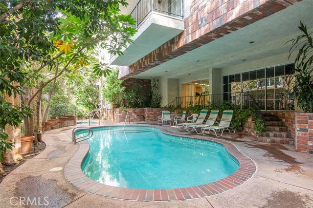 2 Bed Home for Sale in Los Angeles, California