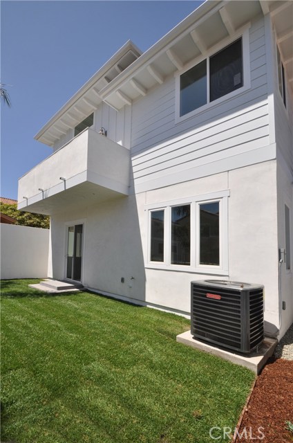 118 Irena Avenue, Redondo Beach, California 90277, 3 Bedrooms Bedrooms, ,3 BathroomsBathrooms,Residential,Sold,Irena,SB18141589