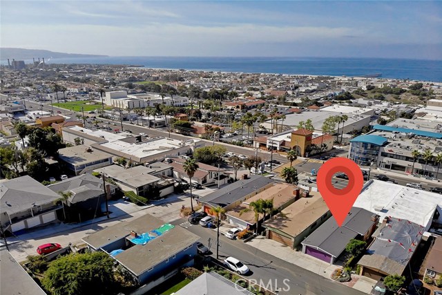 1617 Raymond Avenue, Hermosa Beach, California 90254, 3 Bedrooms Bedrooms, ,2 BathroomsBathrooms,Residential,Sold,Raymond,SB20048539