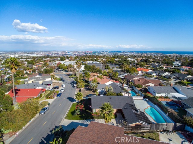 2034 Crestwood Street, Rancho Palos Verdes, California 90275, 4 Bedrooms Bedrooms, ,2 BathroomsBathrooms,Residential,Sold,Crestwood,PV18041500