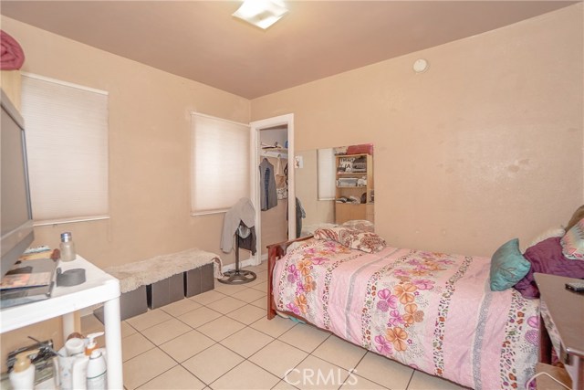  Income Home for Sale in Los Angeles, California