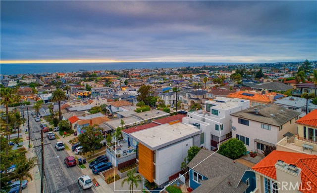 945 7th Street, Hermosa Beach, California 90254, 4 Bedrooms Bedrooms, ,3 BathroomsBathrooms,Residential,Sold,7th,SB19140226