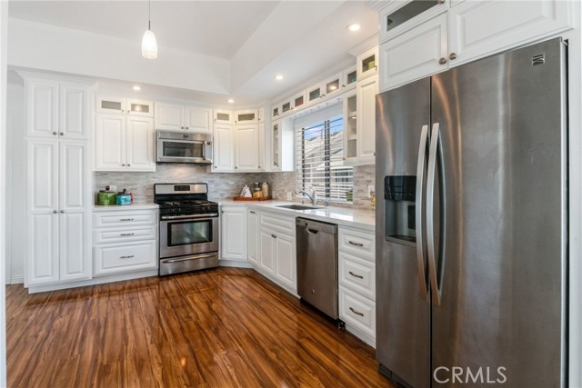 2216 Manhattan Beach Boulevard, Redondo Beach, California 90278, 3 Bedrooms Bedrooms, ,3 BathroomsBathrooms,Residential,Sold,Manhattan Beach,SB21089939