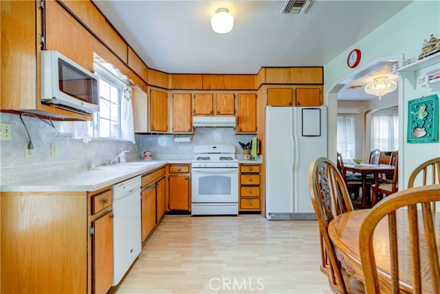 2609 184th Street, Redondo Beach, California 90278, 3 Bedrooms Bedrooms, ,2 BathroomsBathrooms,Residential,Sold,184th,SB20121348